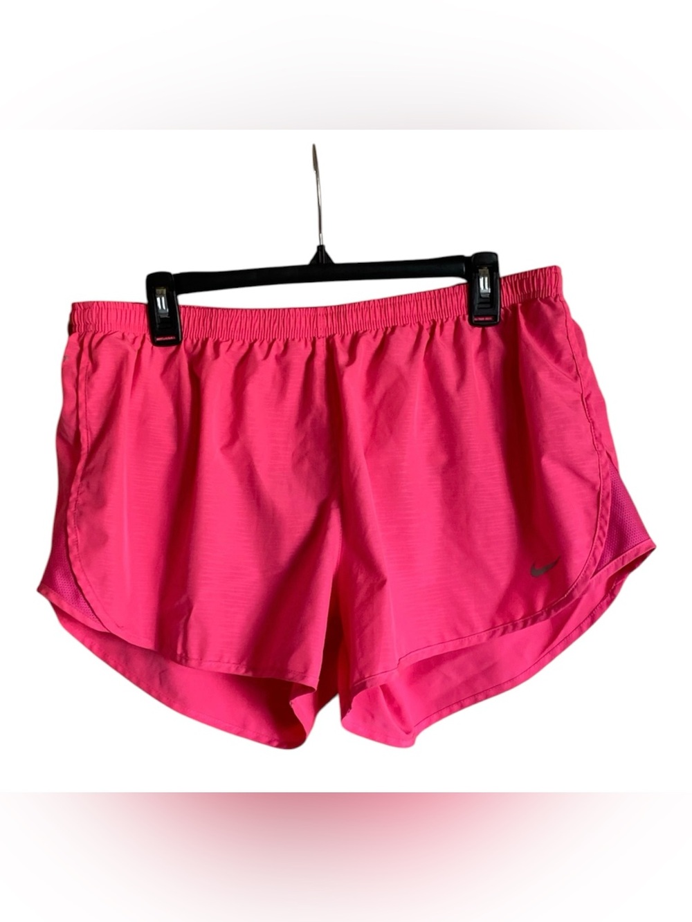 Women’s NIKE Neon Pink Athletic Running Shorts XL